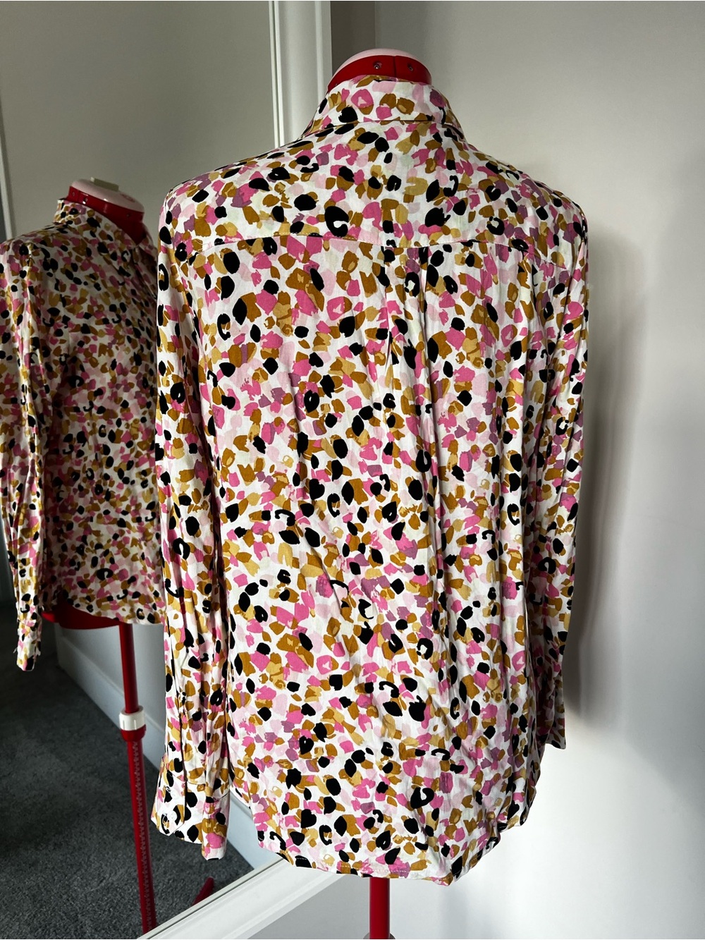 Button-Front Pink Multi-Print Collared Shirt - Picture 3 of 8